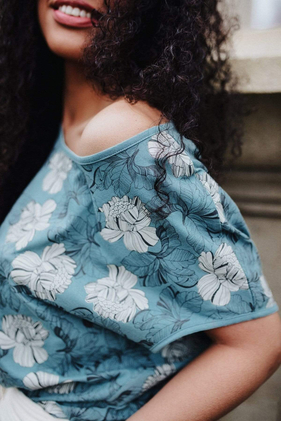 NO NASTIES 寬領舒肩短擺上衣 SAIPH 1 - Aporia Agathon