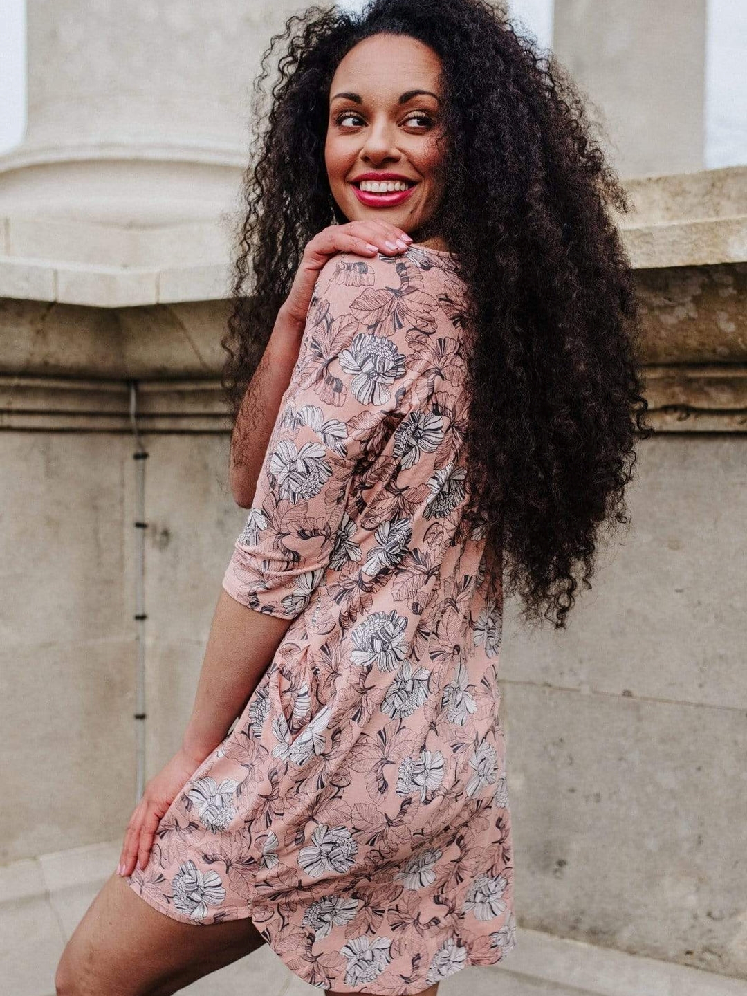 NO NASTIES 船領長版連身俏裙 紅粉佳人 3 - Aporia Agathon