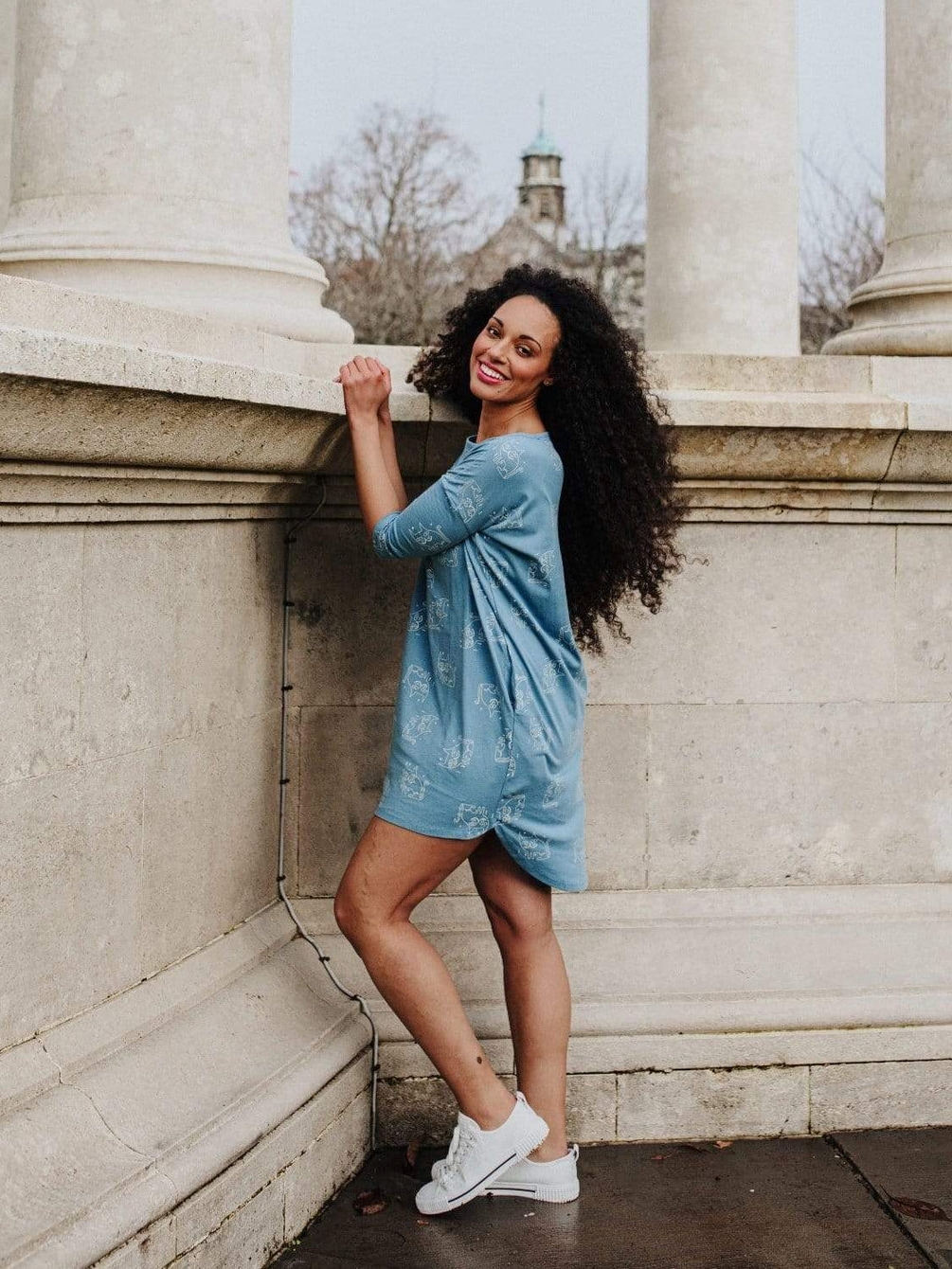 NO NASTIES 船領長版連身俏裙 藍裁女貓 4 - Aporia Agathon