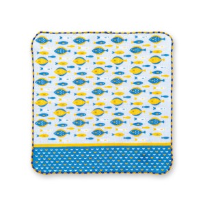 MIYAMOTO 宮本童趣手帕 – 悠游的鮮魚