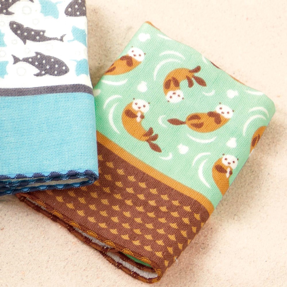 宮本手帕 MIYAMOTO Handkerchief 25 x 25 cm - 漂浮海獺 Sea Otter 3