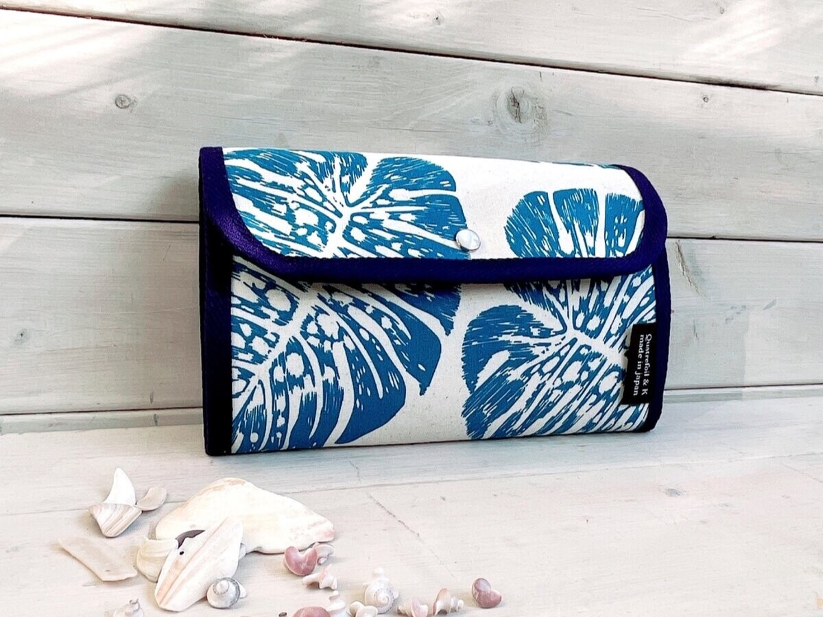 Quatrefoil&K 帆布收納包 - Monstera 龜背芋 - 01