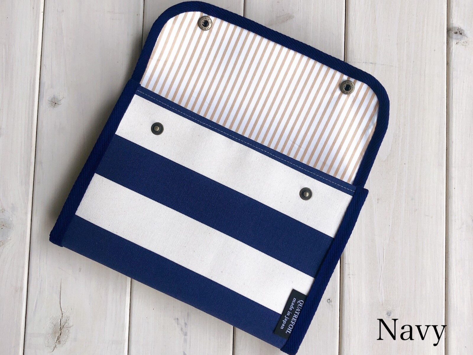 Quatrefoil&K 帆布收納包 - Navy Blue & White Stripe 經典海軍藍 - 01