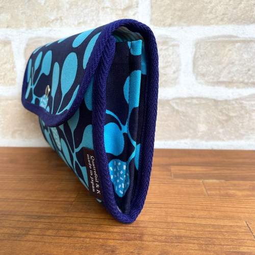 Quatrefoil&K北歐風手作帆布包 斯堪地那維亞圓葉 森藍 Scandinavian Round Leaf Navy