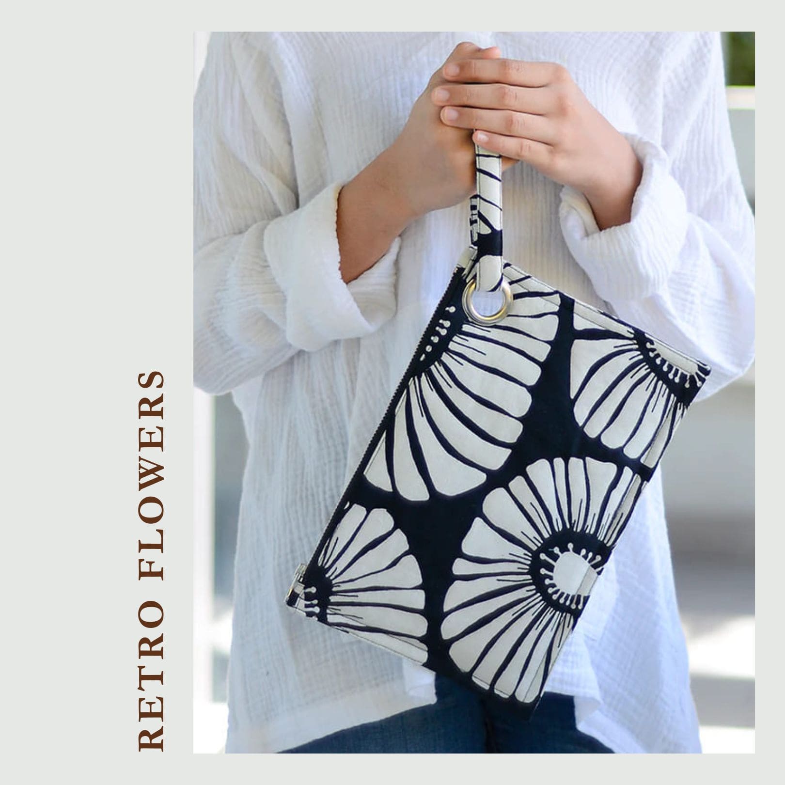 Balizen Black Retro Flowers Envelope Bag 復古花印手提包