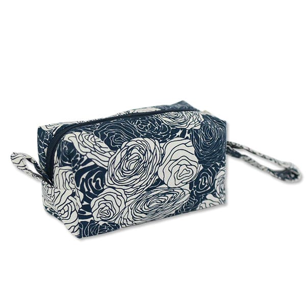 Balizen峇里手作 春妍靛藍化妝包（小）Spring Flowers Indigo Cosmetic Case（Small）