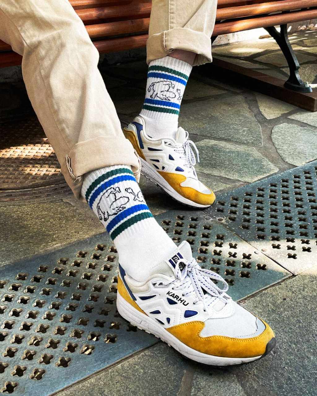 Nordic Buddies北歐好麻吉 Moomintroll Retro Men Socks - White（中筒男襪）翻滾吧嚕嚕米 / 姆明