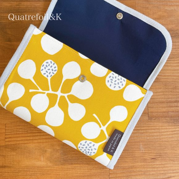Quatrefoil&K北歐風手作帆布包 斯堪地那維亞圓葉 沼黃 Scandinavian Round Leaf Yellow
